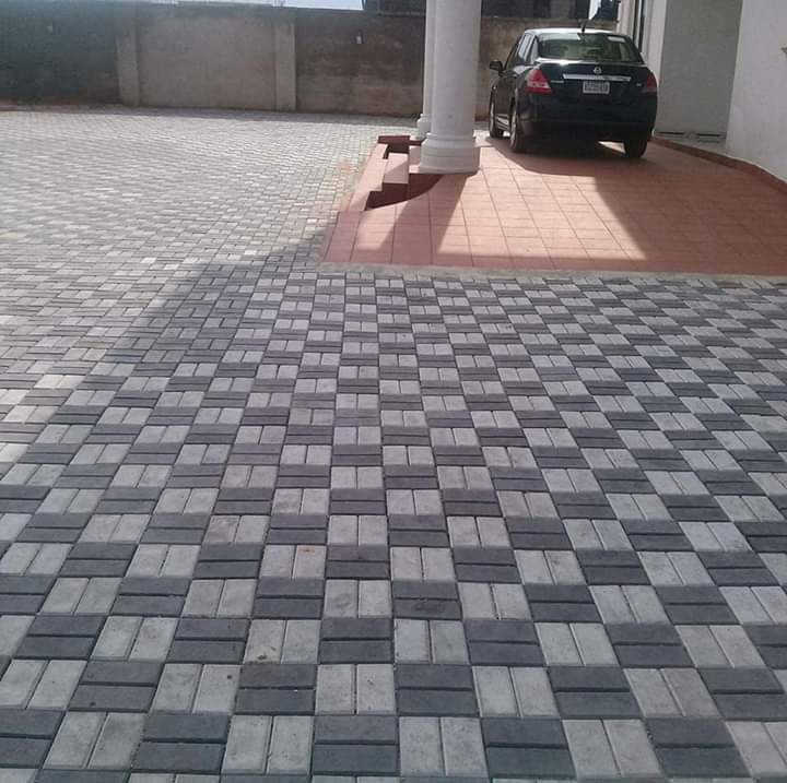 Interlocking & Paving Stones
