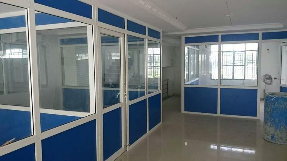 Office Partition (Aluminum & Glass)